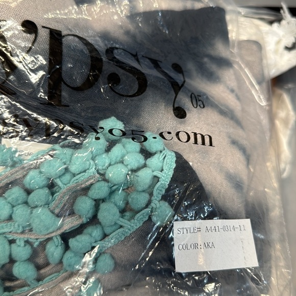 GYPSY 05 SCARFS TYE DYE SOLD OUT ONLINE MULTI USED . - Picture 3 of 3